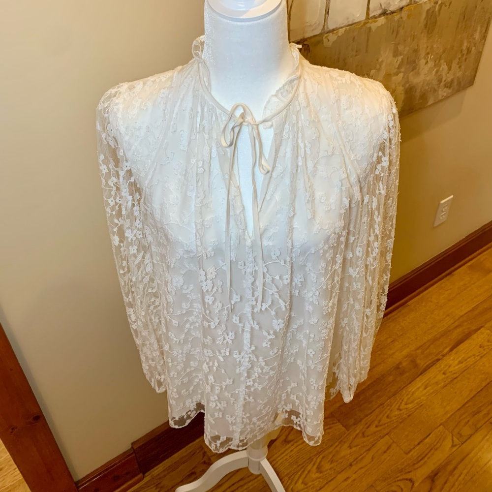 Chloe Blouse NWT - Picture 8 of 16